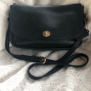 Vintage Coach City Crossbody Bag